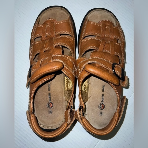 Earth Shoe - Picture 2 of 5